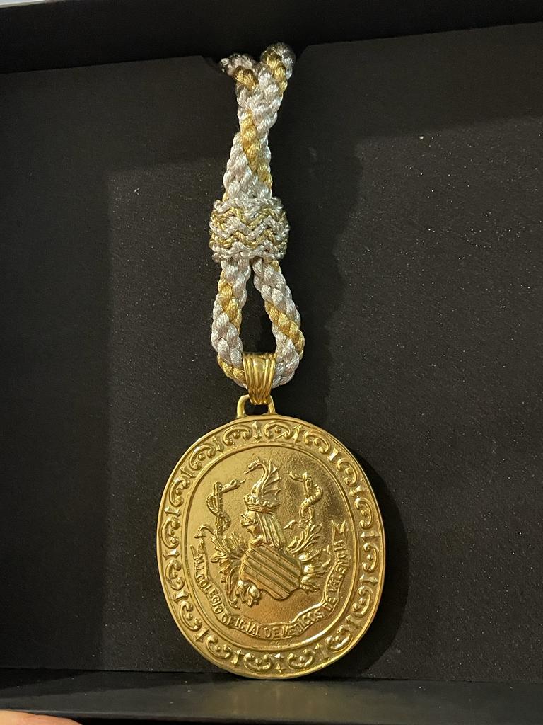 medalla lasalud3