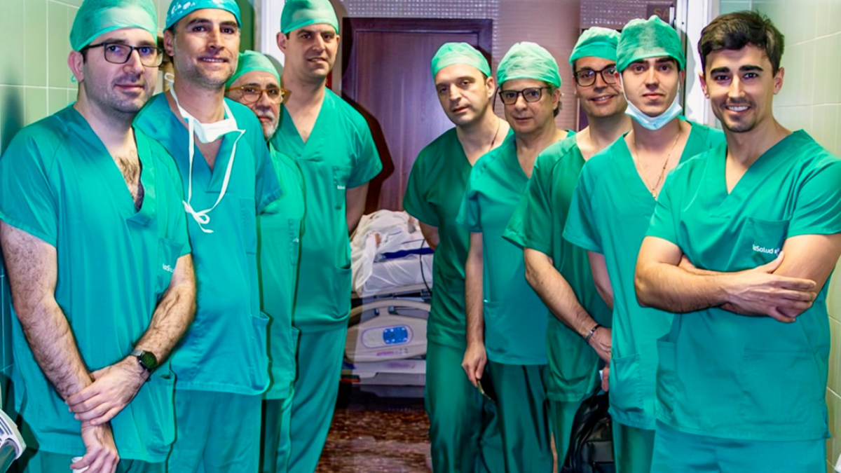 Enucleación con láser de Tulio