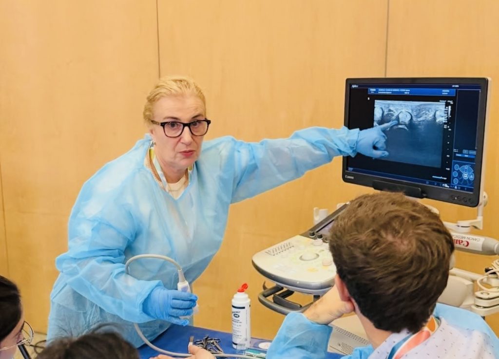 Dra. Carmen Espert congreso