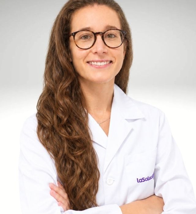 Dra. Anna Guinovart, Julian Hospital La Salud